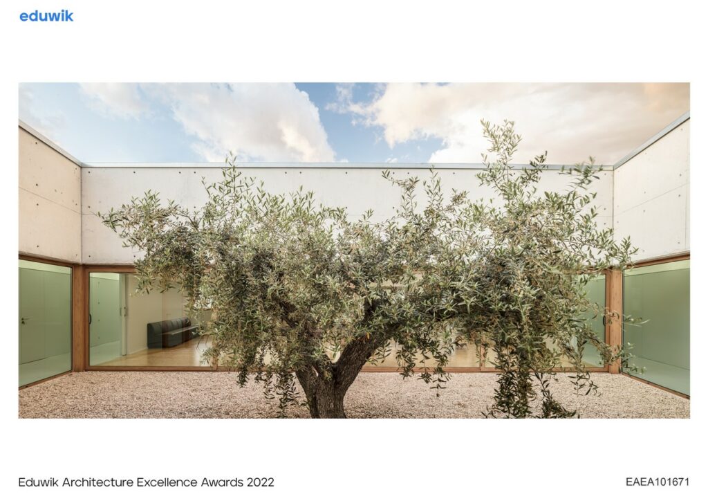 Day center and Home for the elderly of Blancafort | Guillem Carrera Arquitecte - Sheet5